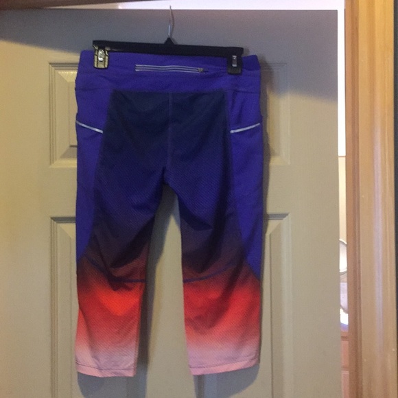 Athleta leggings workout pant - Picture 2 of 2